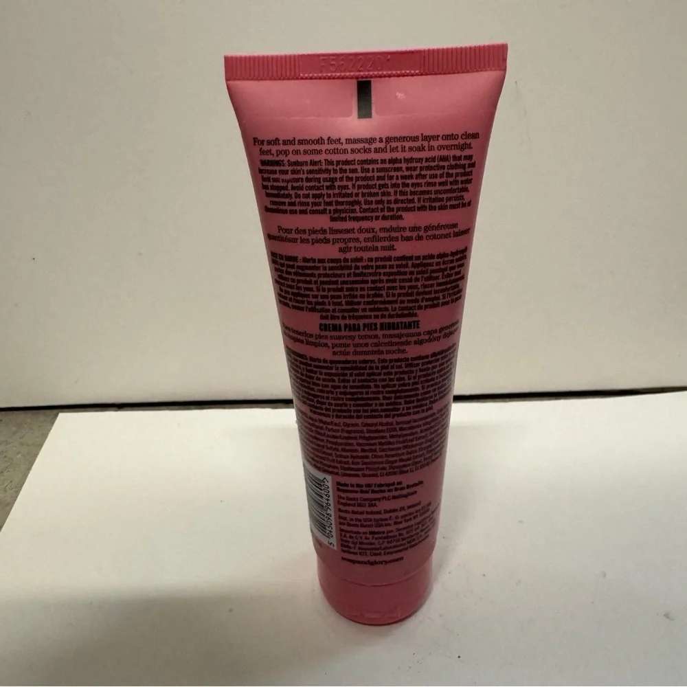 Soap & Glory Original Pink Heel Genius Foot Cream Menthol 4.2 OZ